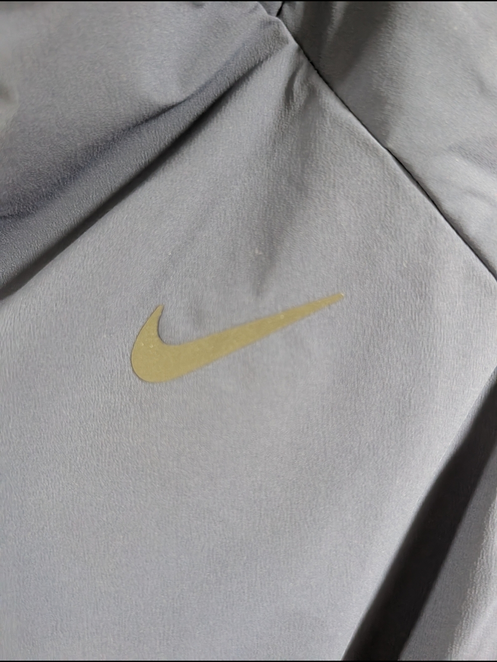Nike Men's Aerolayer Vest in Navy Blue - Picture 2 of 7